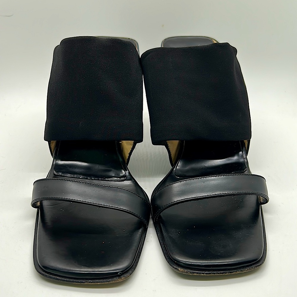 Salvatore Ferragamo Black Leather Strappy Heels Sandals Shoes **Size 9.5** 🌸🌸 - Picture 2 of 10